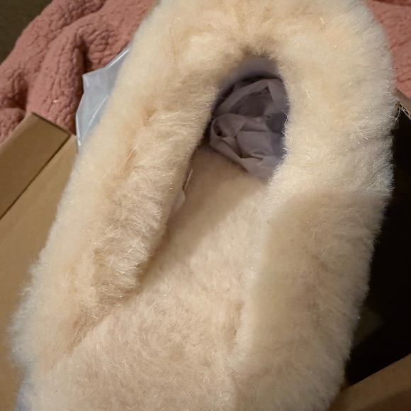 Bearpaw Loketta grey fog  Fur Lined Women’s Slippers Size  10 new - Picture 6 of 7